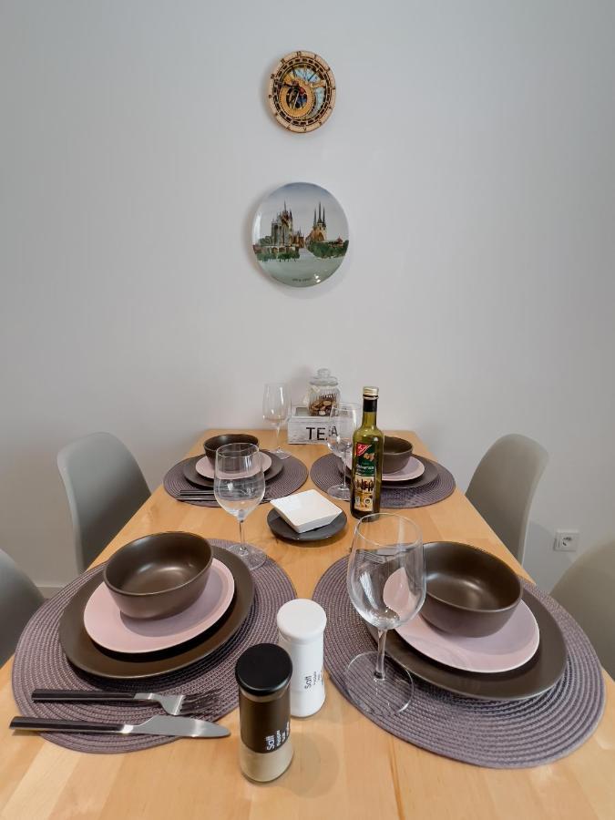 Schoene Helle & Gemuetliche Wohnung In Altstadtnaehe Érfurt Habitación foto