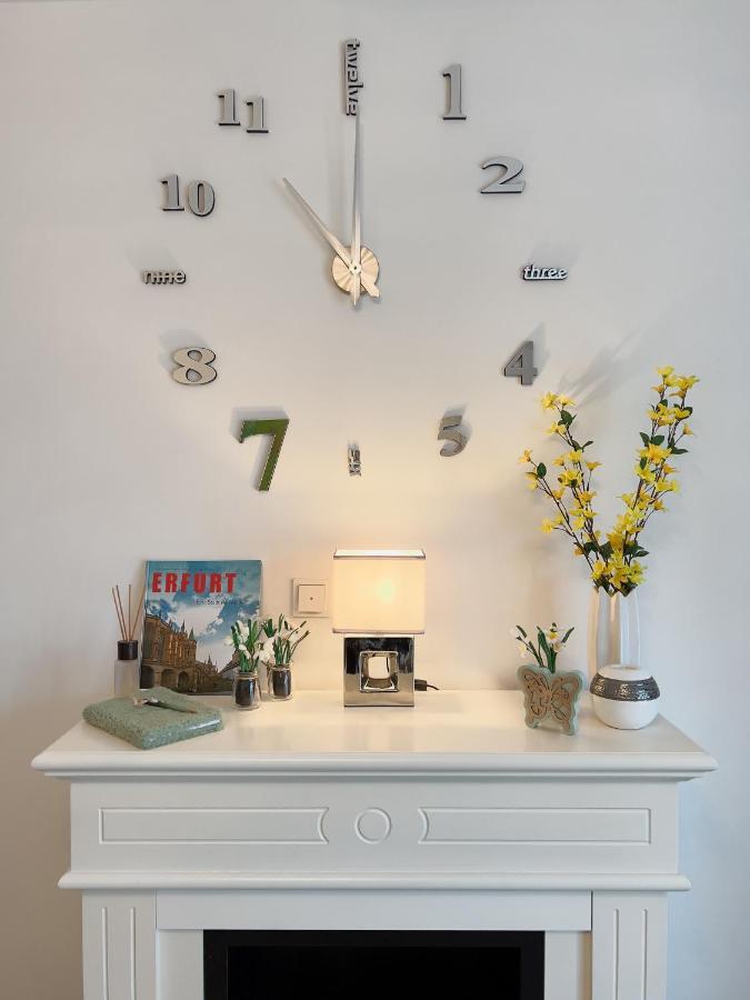 Schoene Helle & Gemuetliche Wohnung In Altstadtnaehe Érfurt Habitación foto